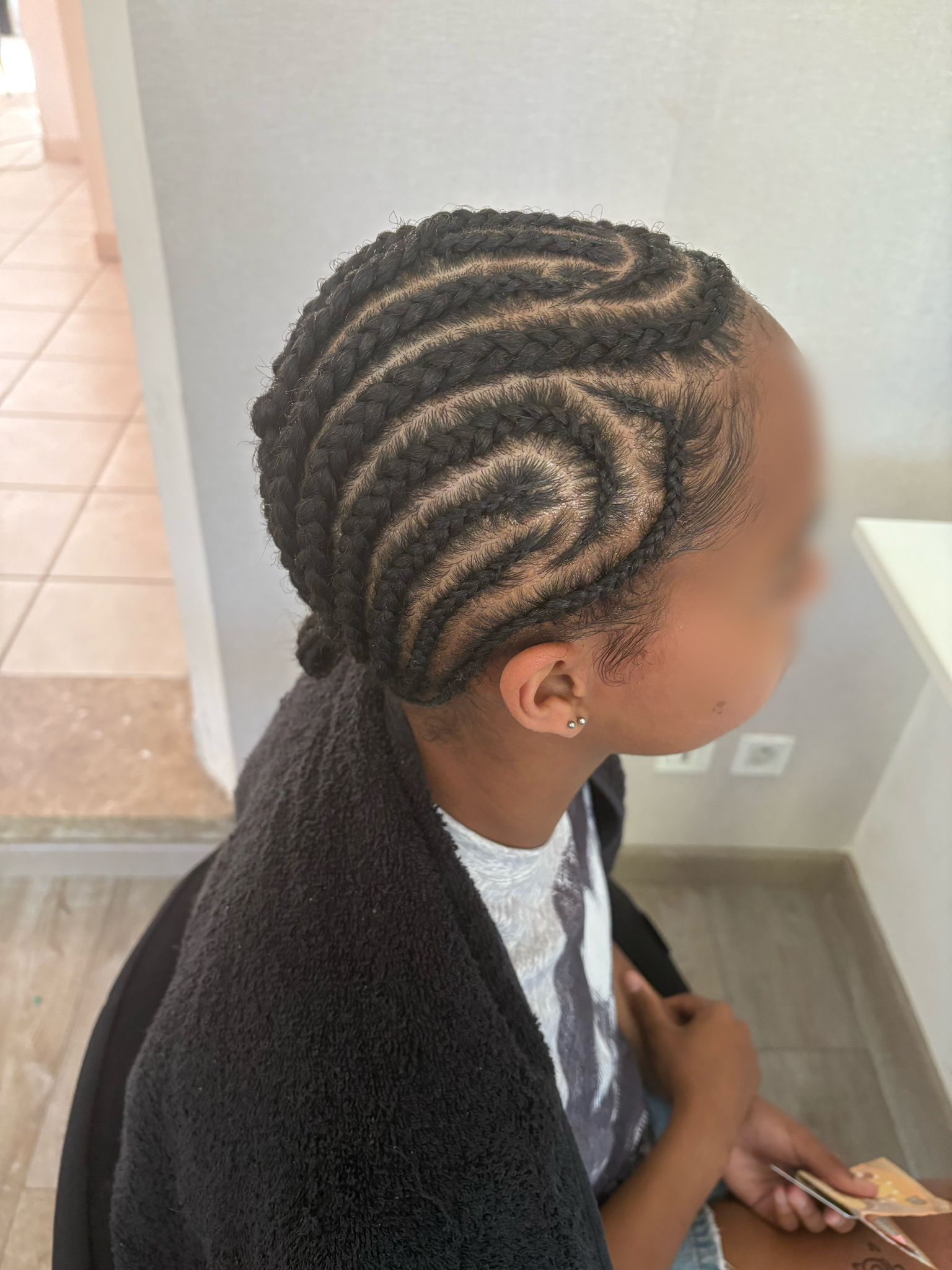 Tresses plaquées — coiffure afro à Bellegarde-sur-Valserine (Valserhône, Ain)